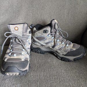 Merrell Moab 2 Mid Gore-Tex hiking boots